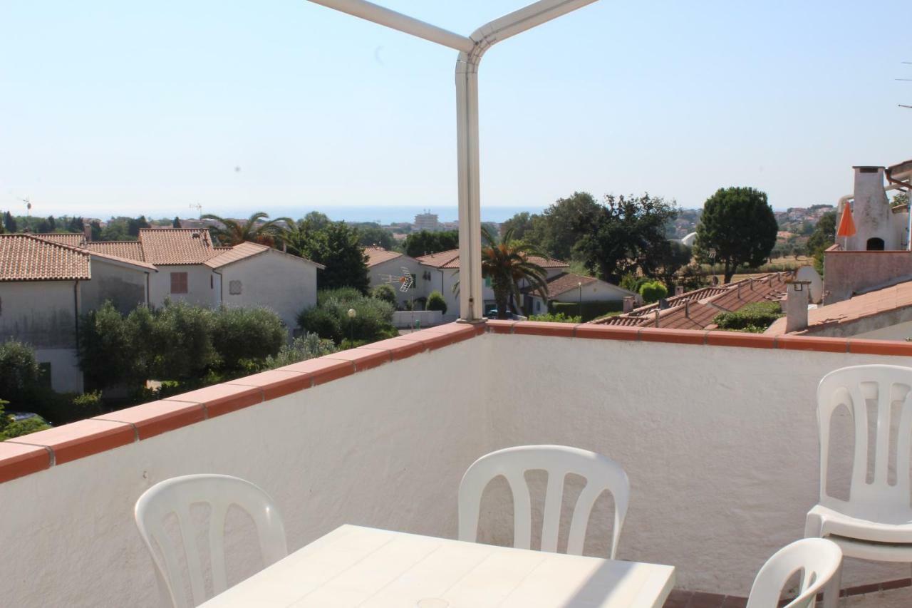 Appartamento Bilo Frank - Delizioso Bilocale Con Terrazzo Vista Mare Numana Esterno foto